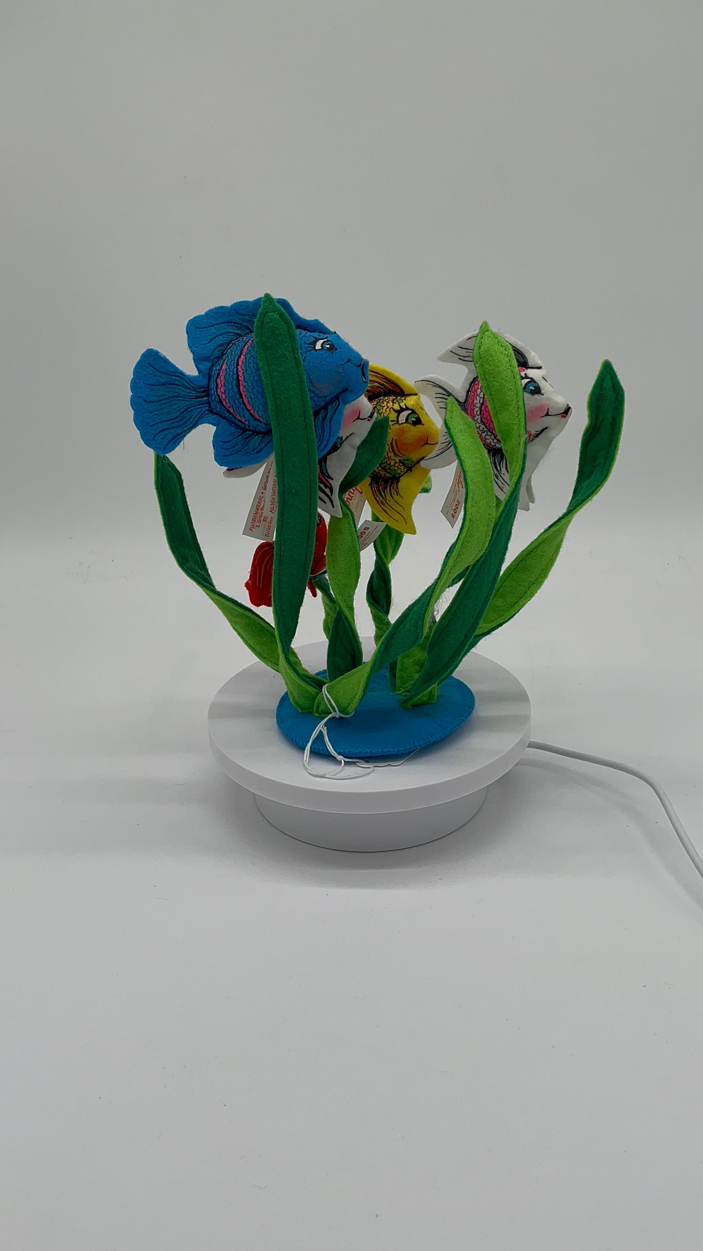 8" Large Fish Set 256405 Annalee