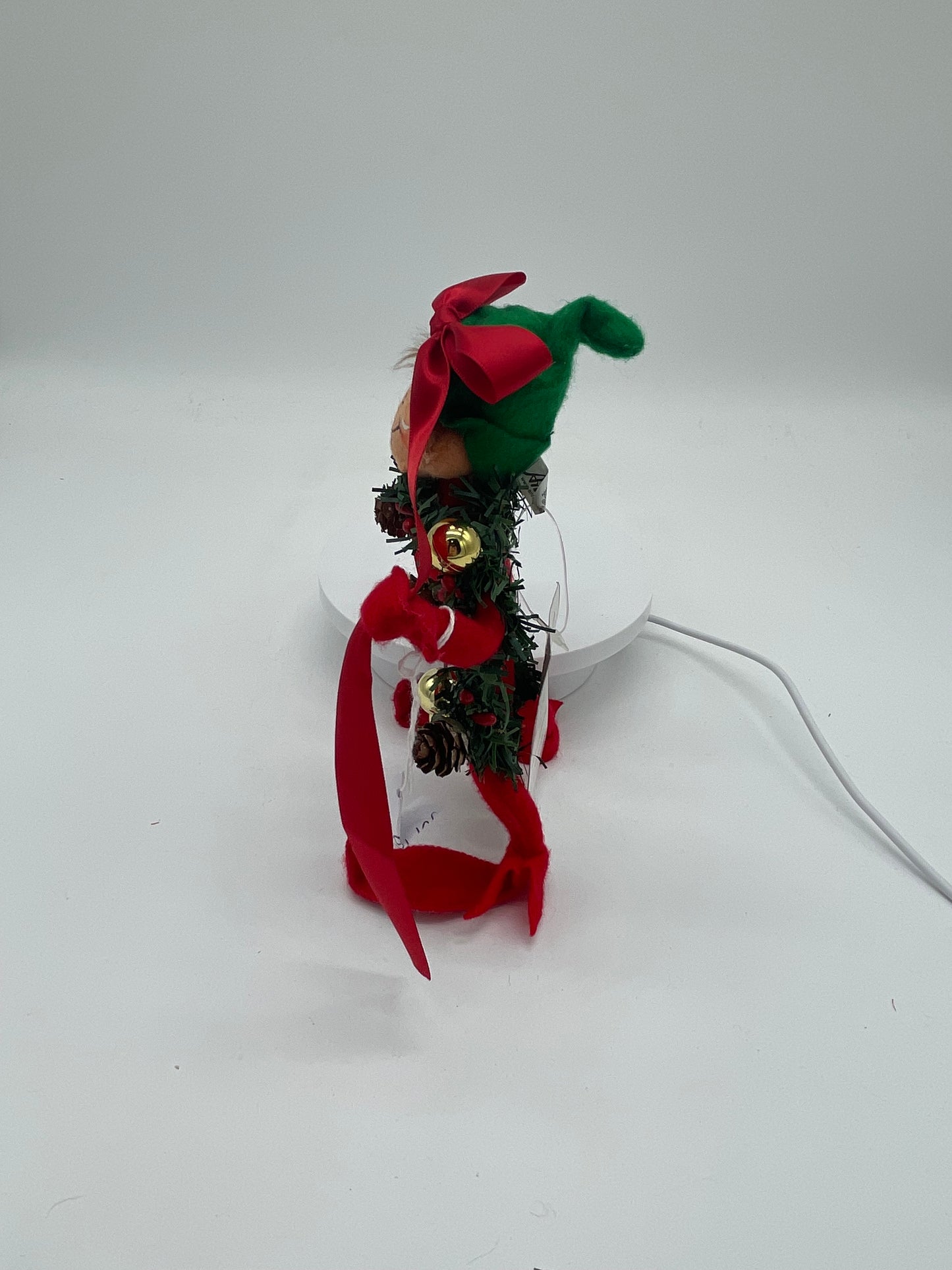 9" Wannabe a Wreath Elf 501410 Annalee