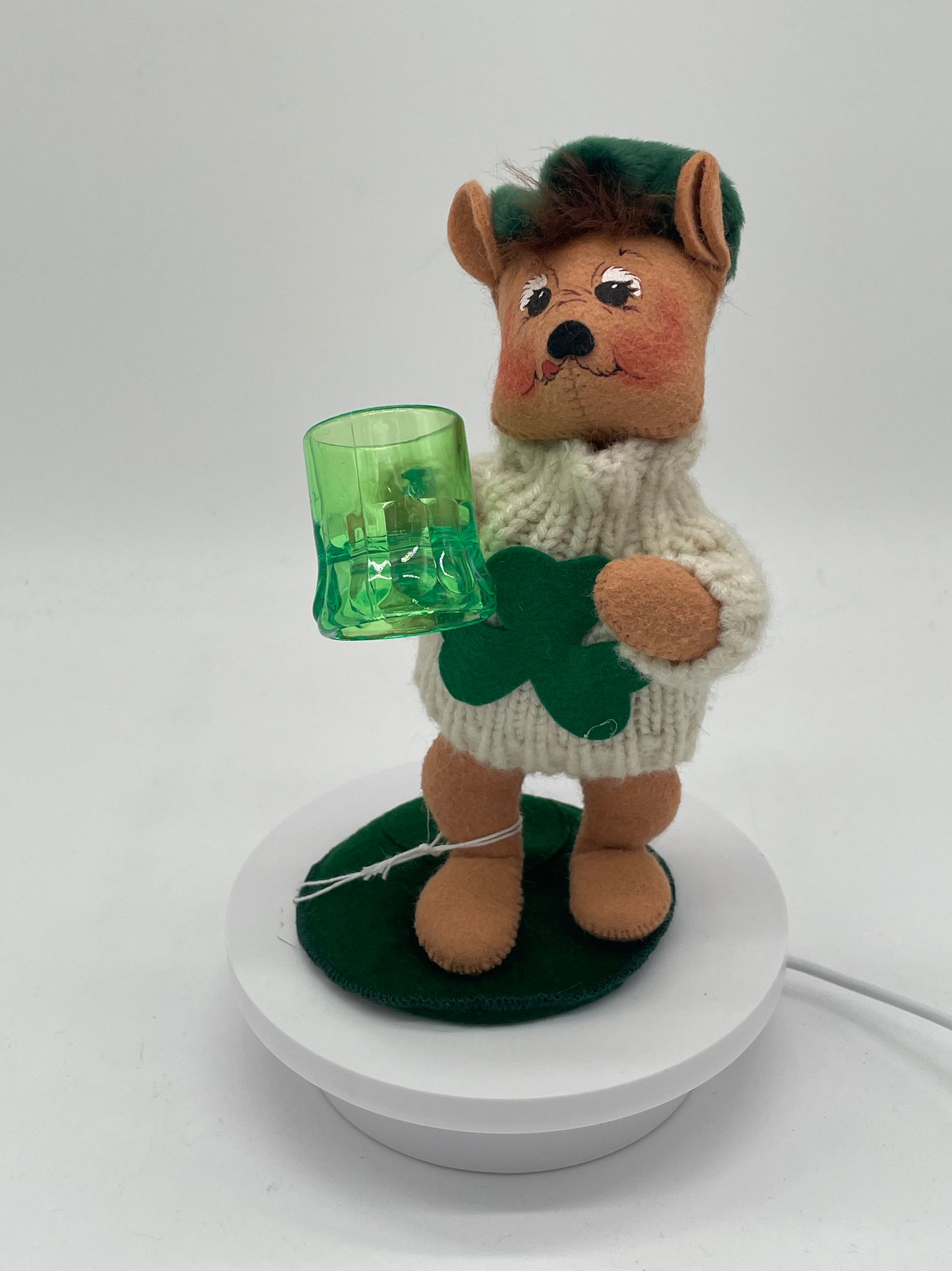 8" Irish Pub Bear with Beer Mug 172102 Annalee